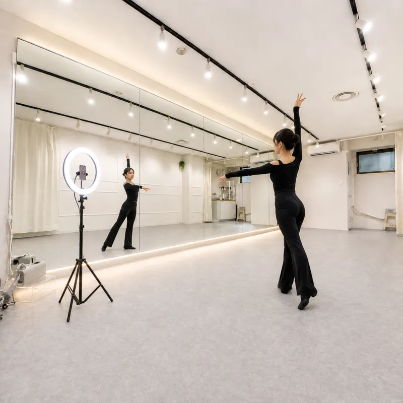 LEDリングライトを使った撮影に対応する韓国風レンタルスタジオ